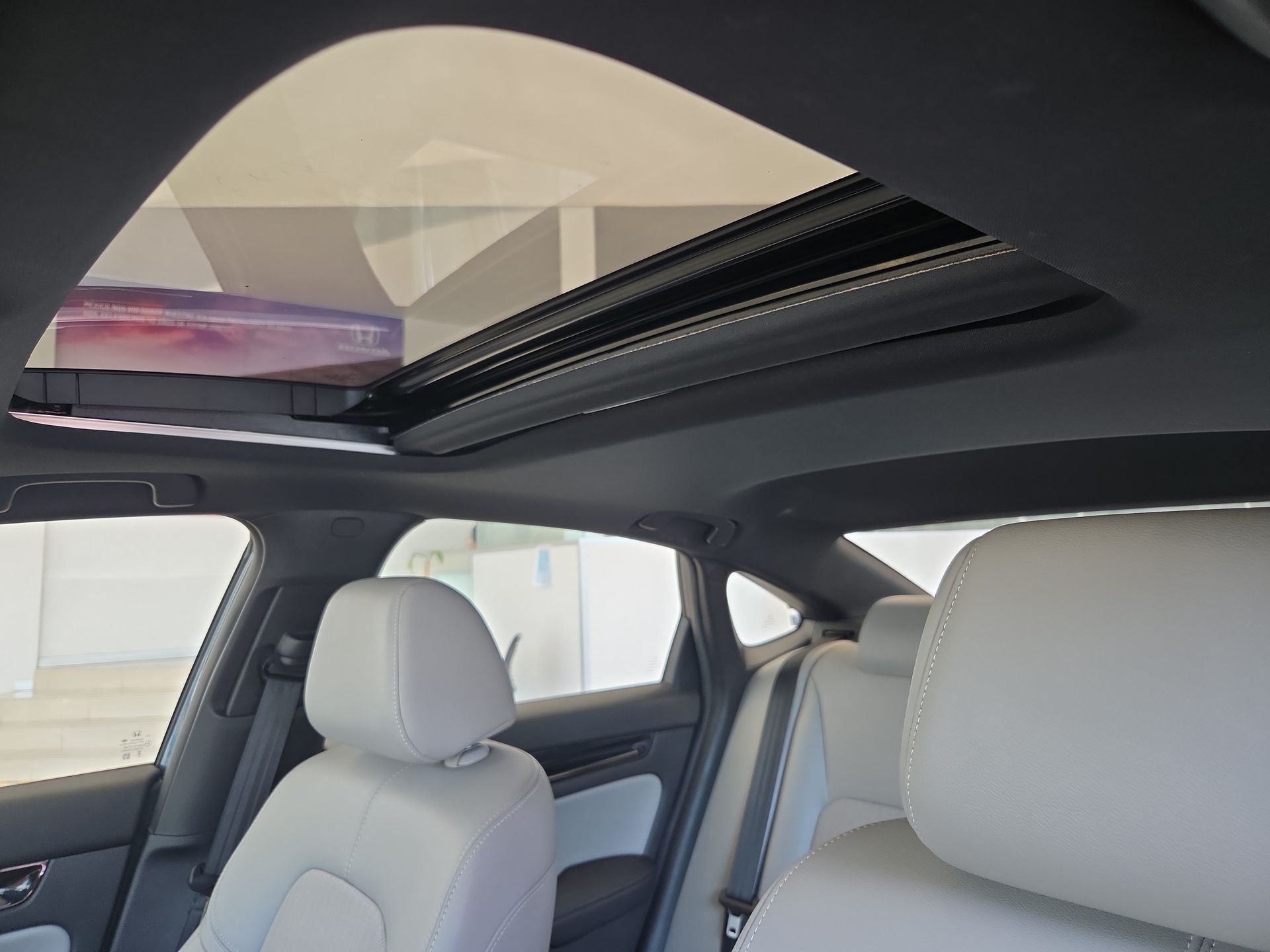 2025 Honda Civic 2.0 Touring Hev At