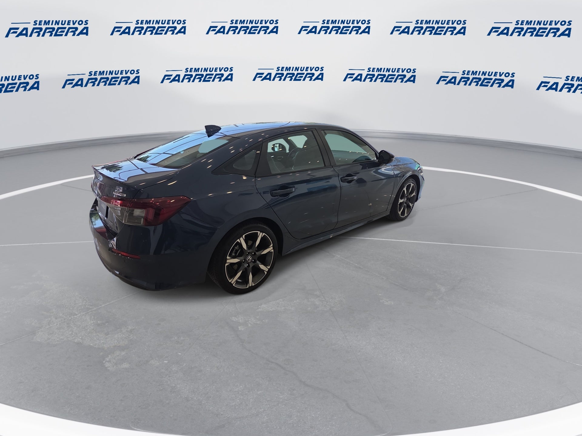 2025 Honda Civic 2.0 Touring Hev At