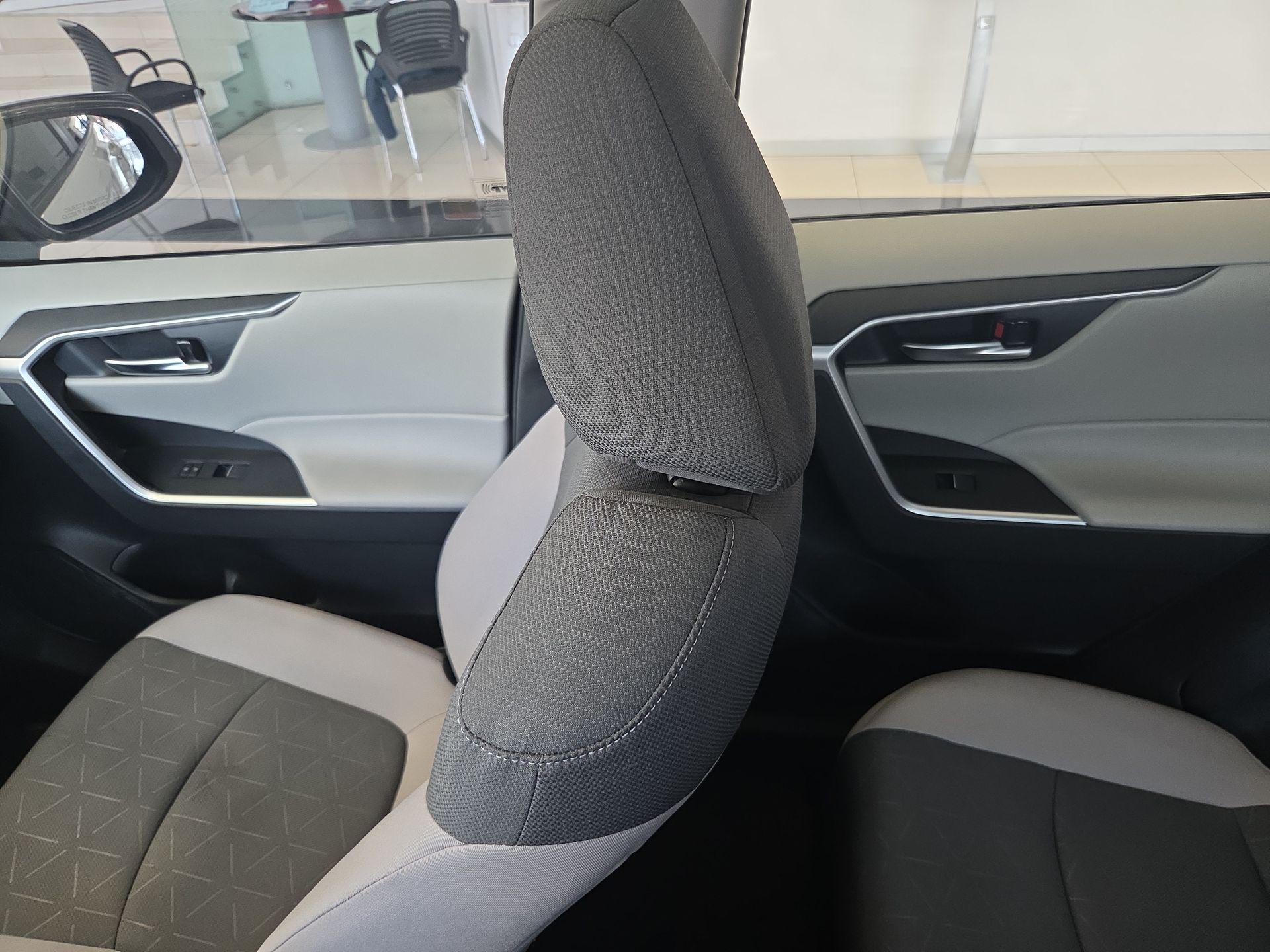 2025 Toyota RAV4 2.5 Xle At