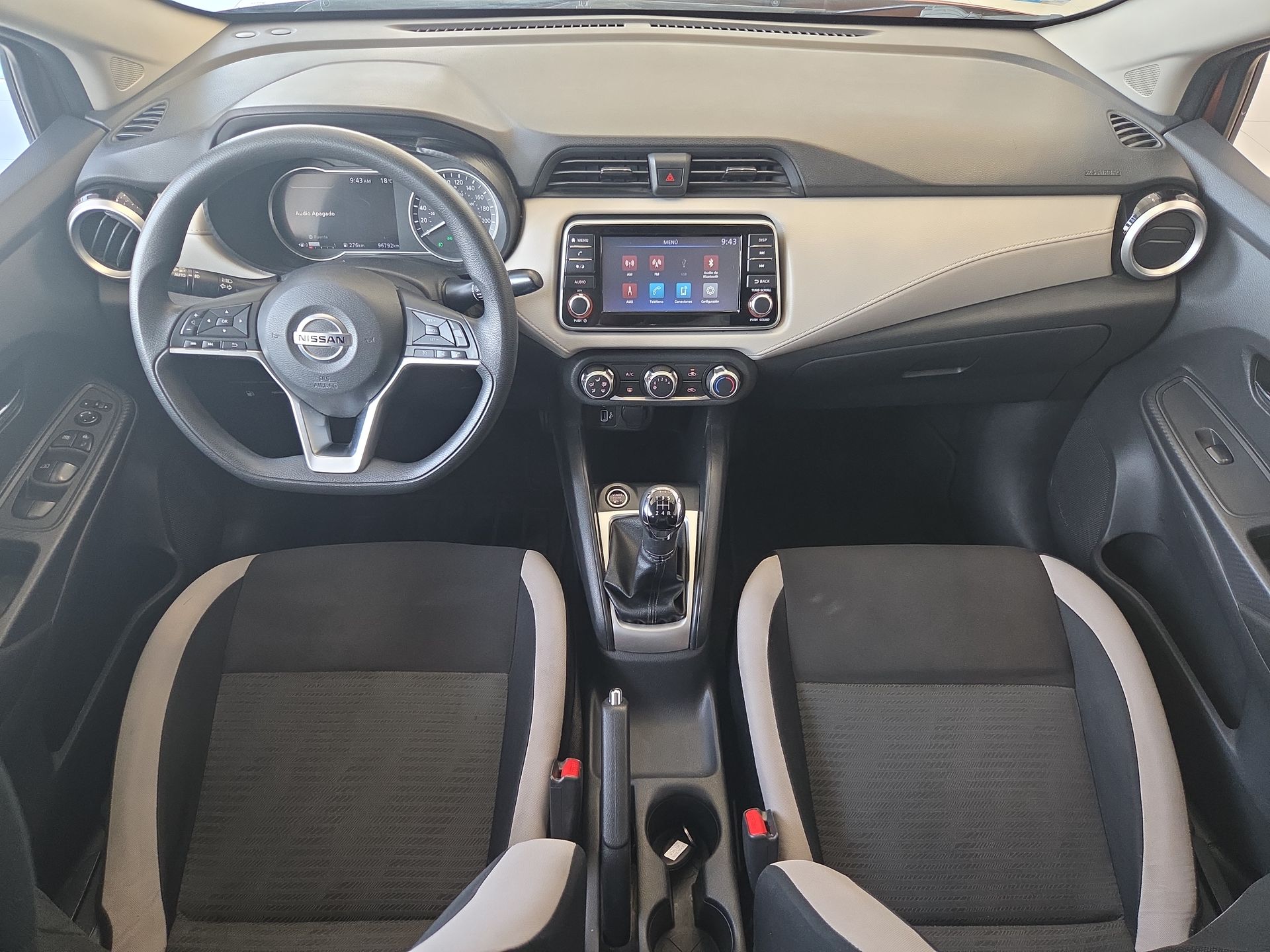 2021 Nissan Versa 1.6 Advance Mt
