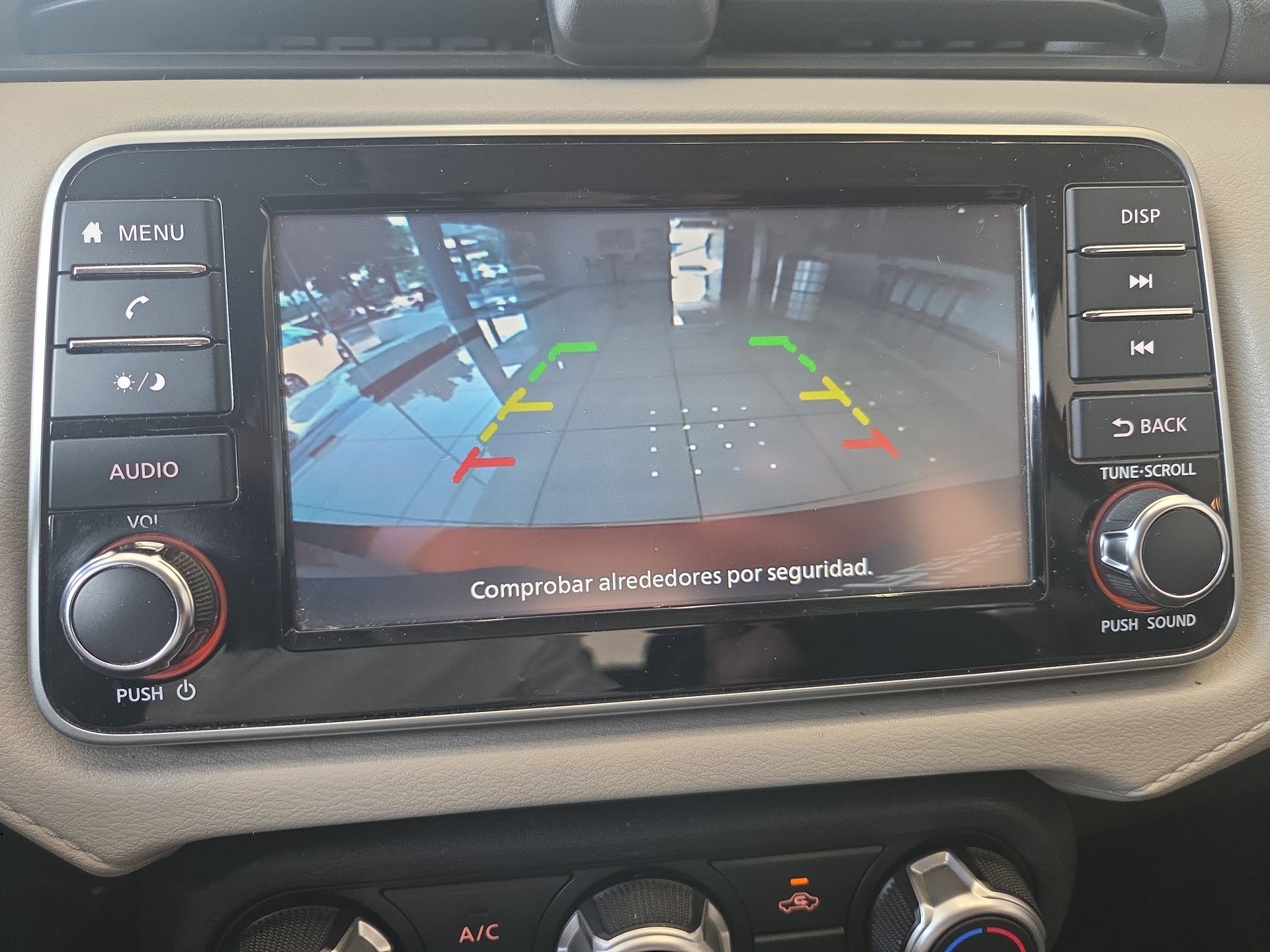 2021 Nissan Versa 1.6 Advance Mt