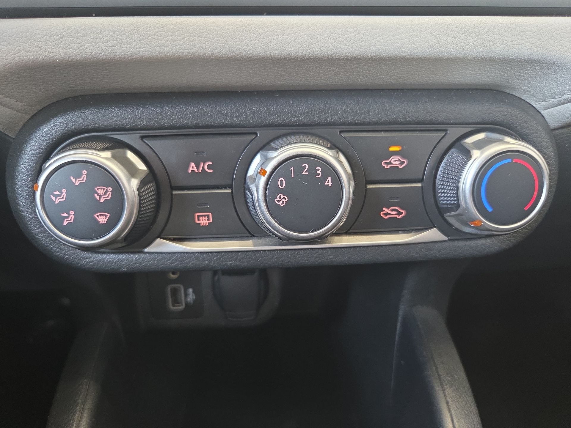 2021 Nissan Versa 1.6 Advance Mt