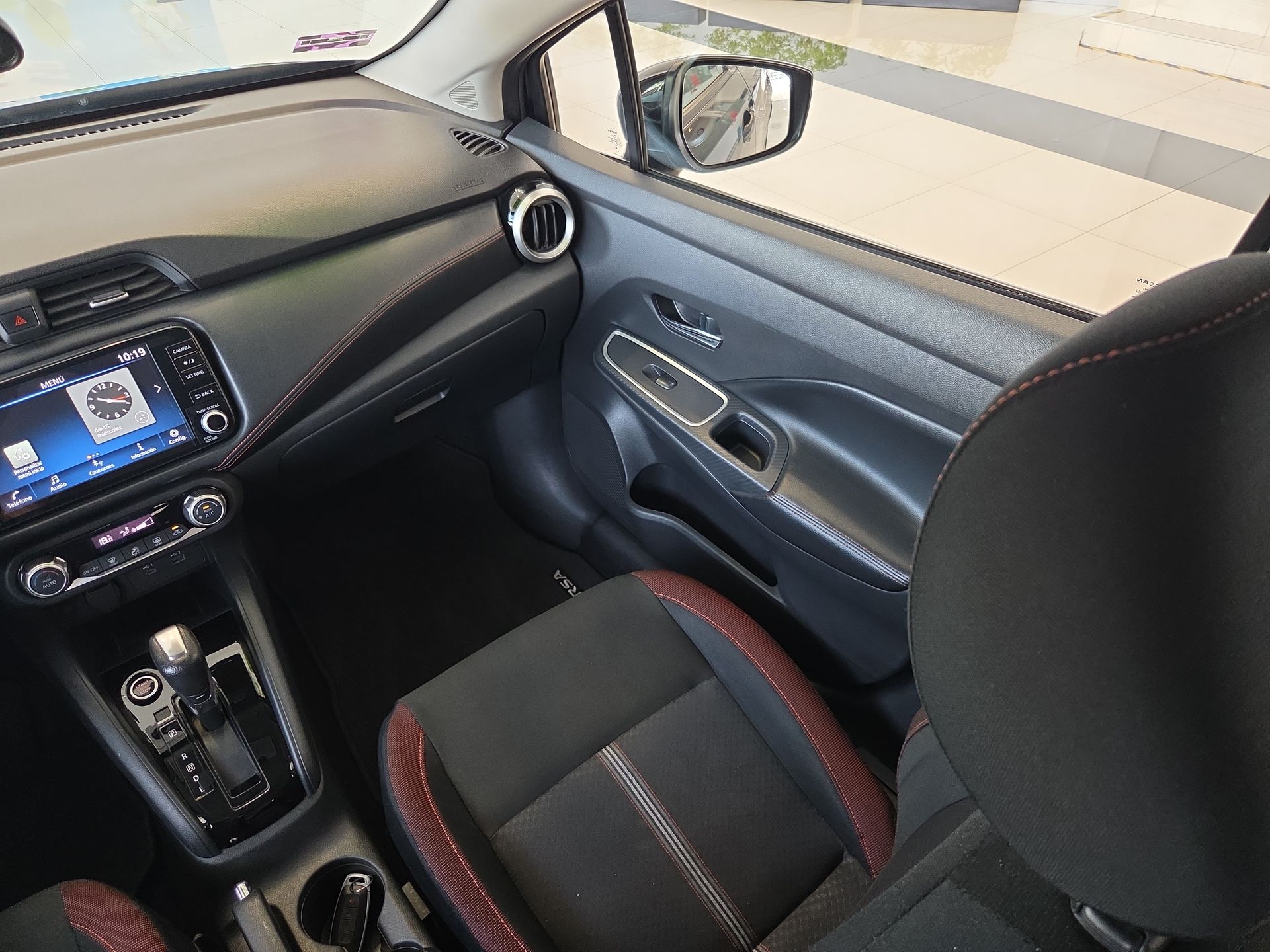 2024 Nissan Versa 1.6 SR At