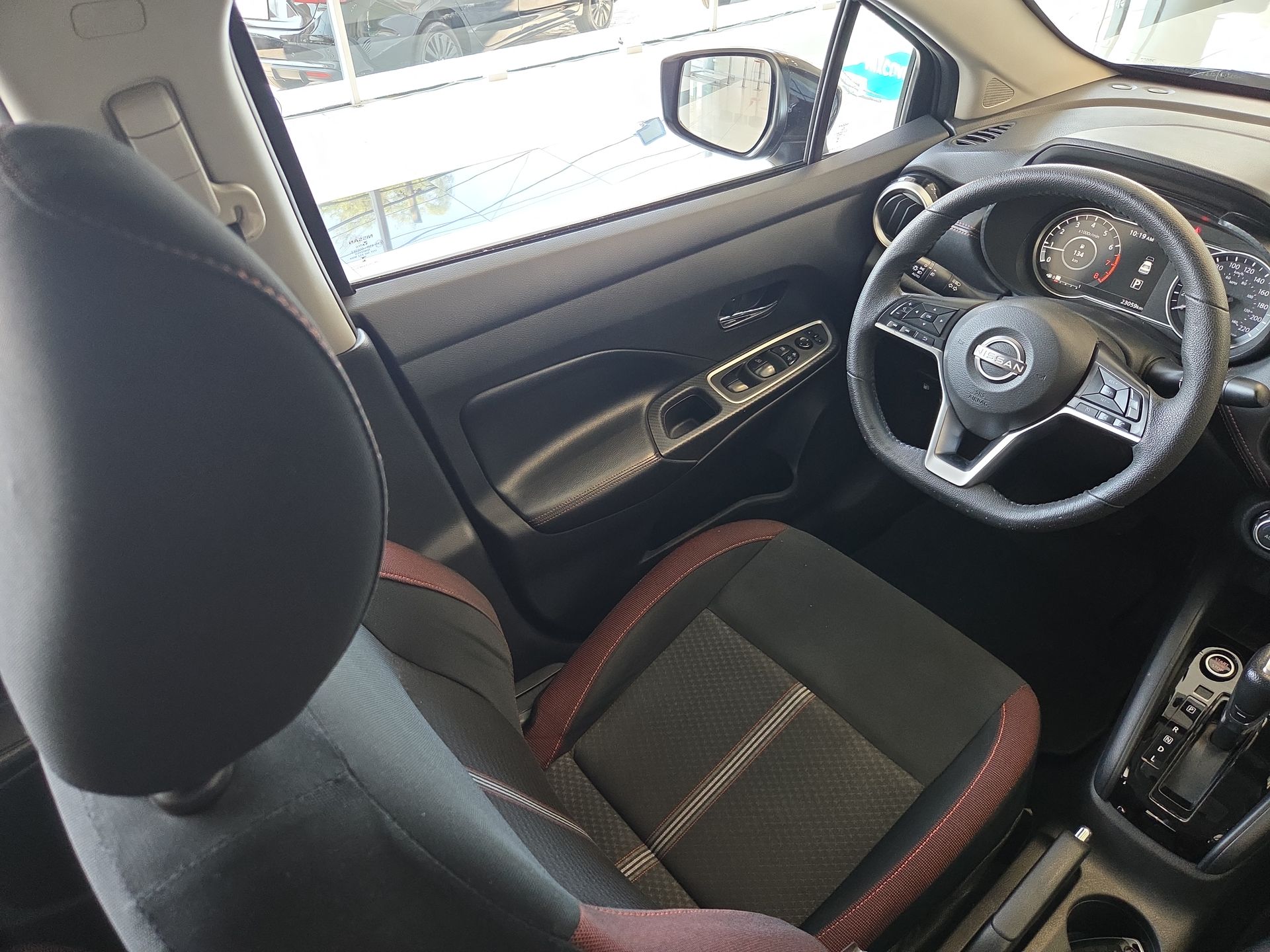 2024 Nissan Versa 1.6 SR At