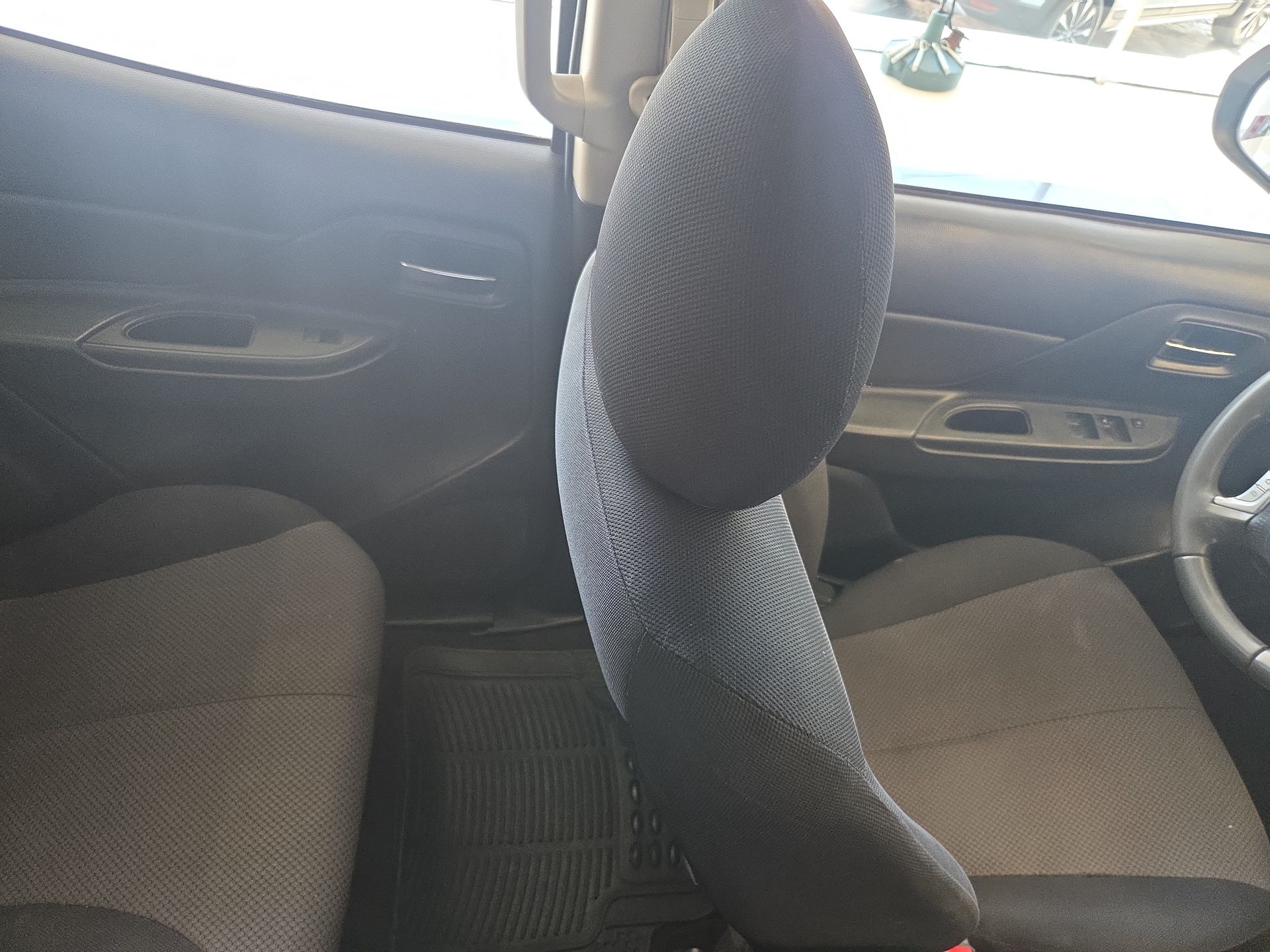 2022 Mitsubishi L200 2.4 GLX 4x2 Mt