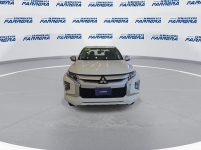 2022 Mitsubishi L200 2.4 GLX 4x2 Mt